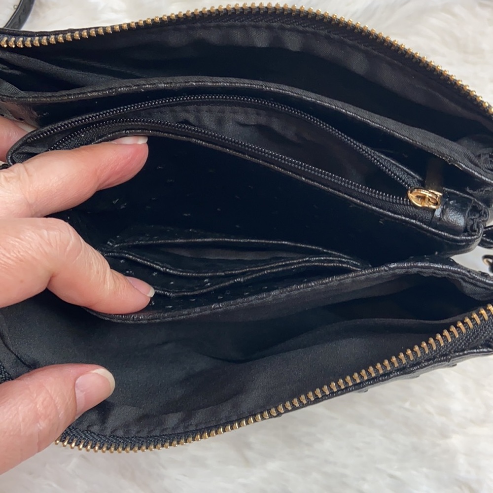 Black Crossbody Adjustable Purse - Picture 7 of 11
